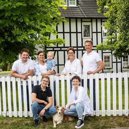 Hof Koehne - Feldscheune Rechts בית נופש *